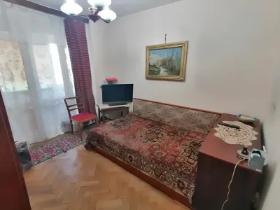 dormitor primitor vanzare cumparare apartament Sector 1 București